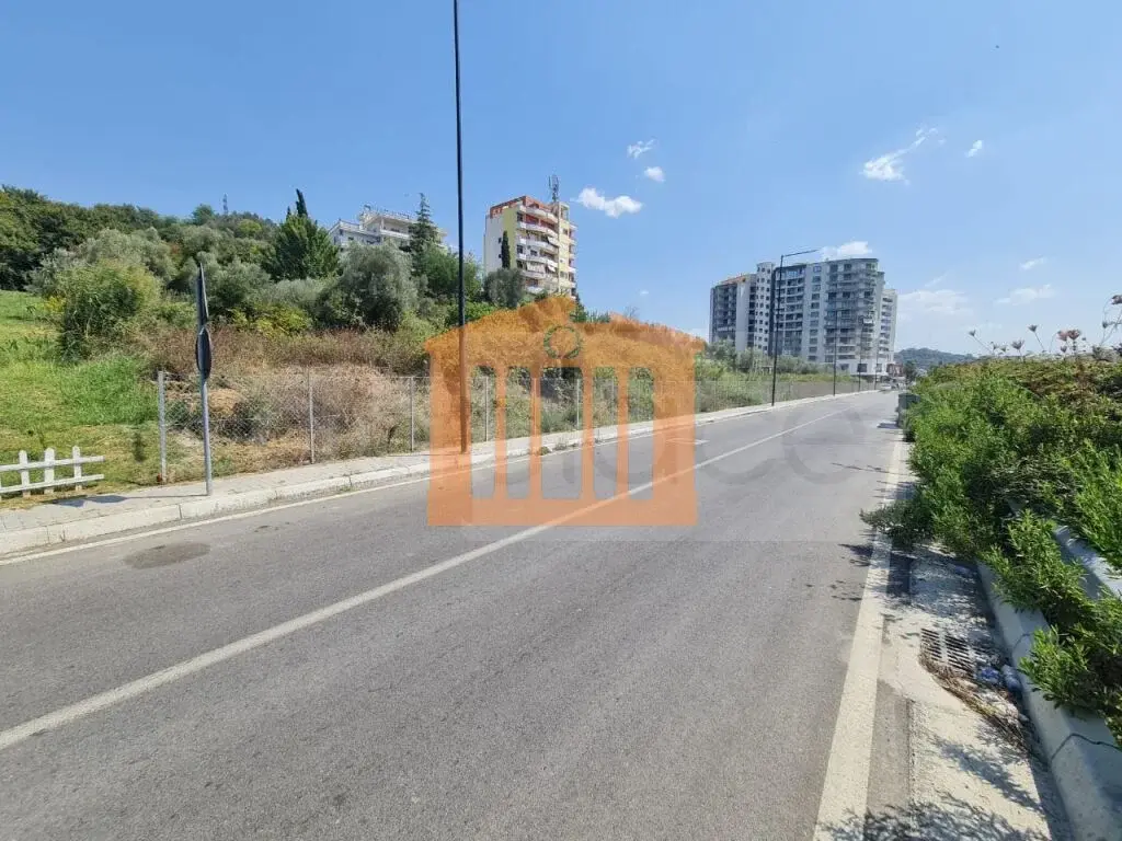 Parcela toke 4080 m²