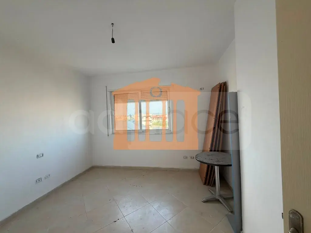 Apartament 1+2 dhoma 96 m² 3 kati