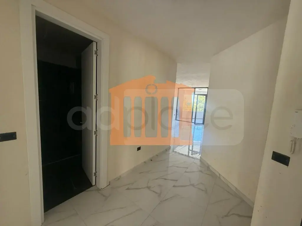 Apartament 1+2 dhoma 122 m² 3 kati