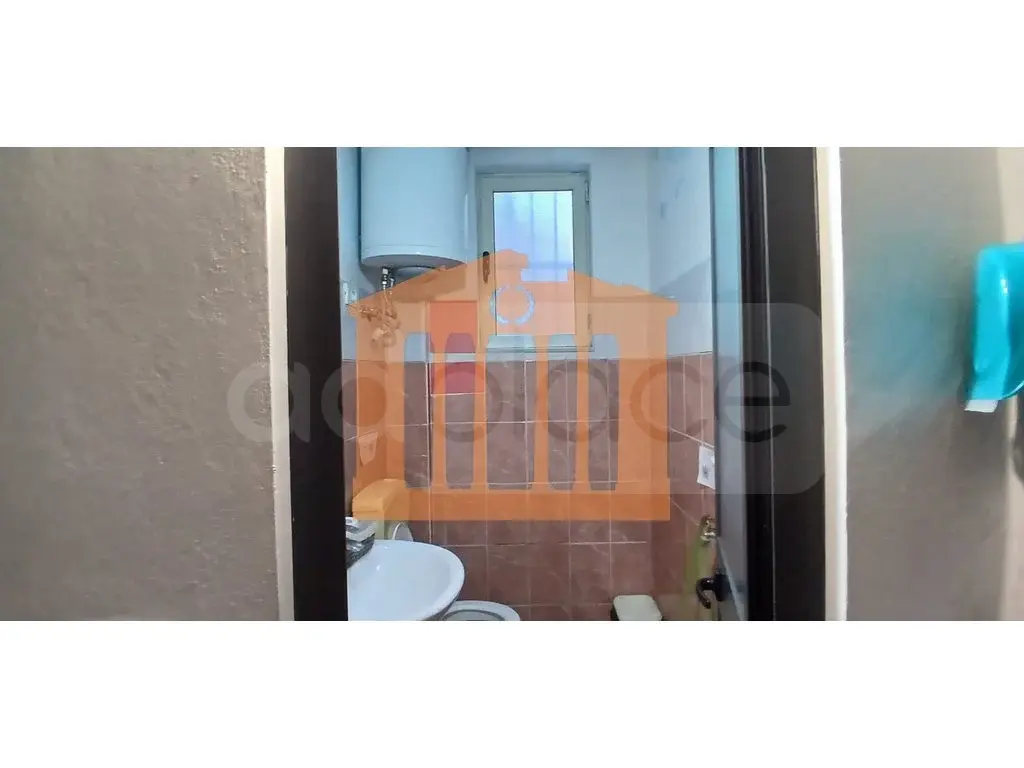 Pasuri të palujtshme komerciale 97 m² 1 kati