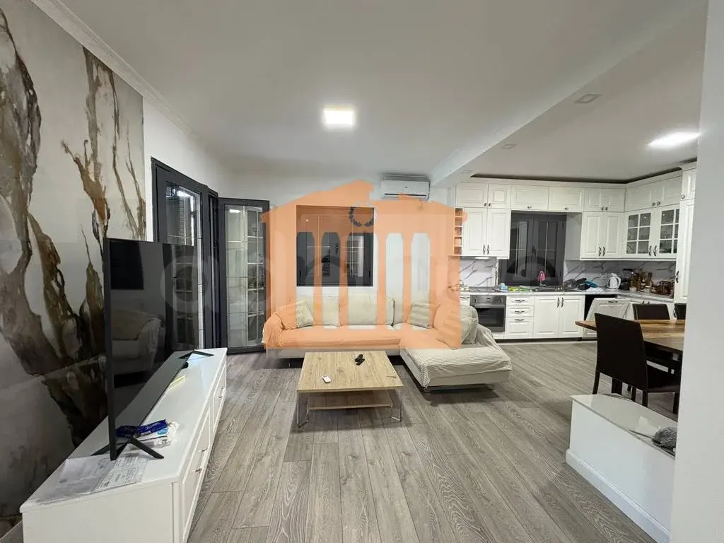 Vilë 441 m²