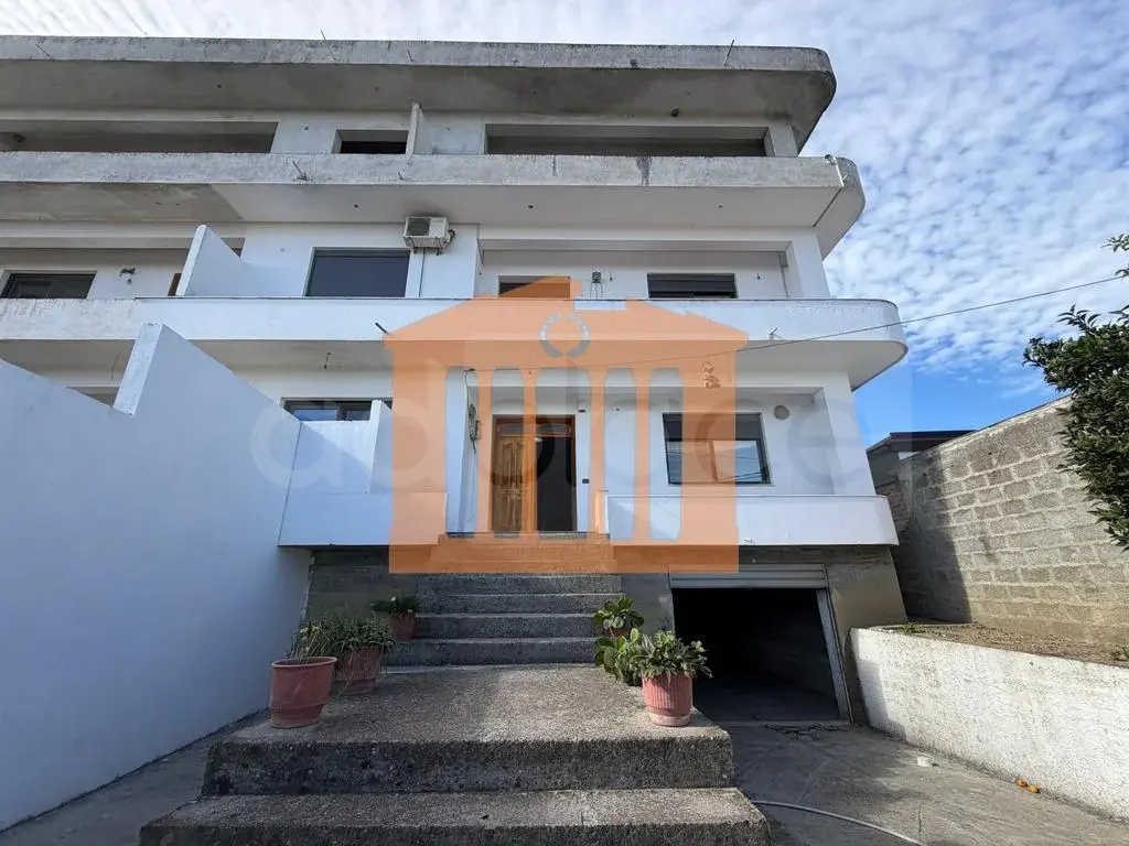 Vilë 400 m² 97 kati