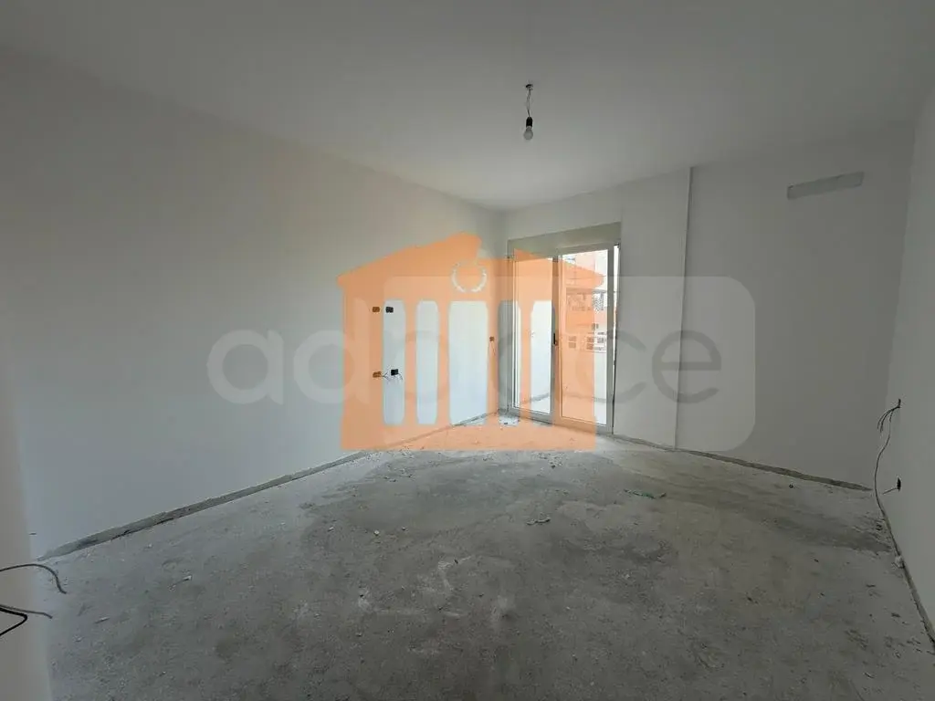 Apartament 1+2 dhoma 126 m² 3 kati