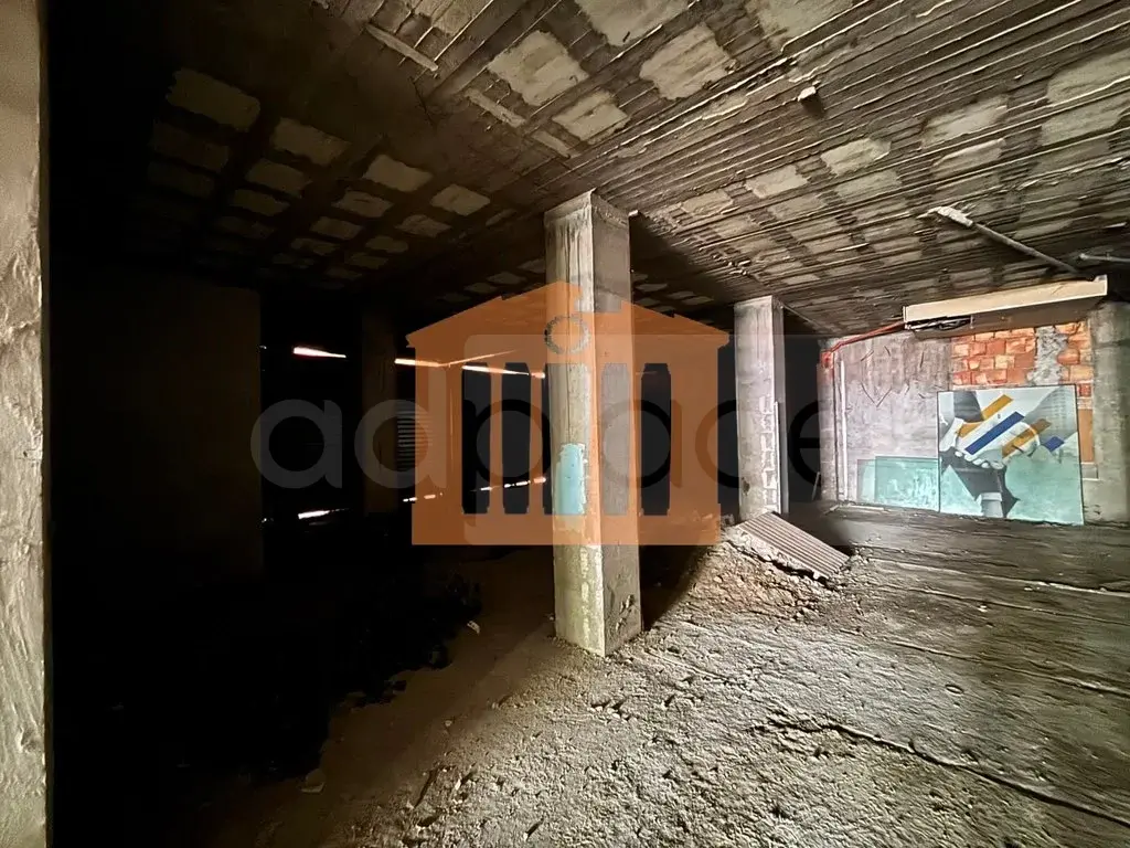 Pasuri të palujtshme komerciale 352 m² 1 kati