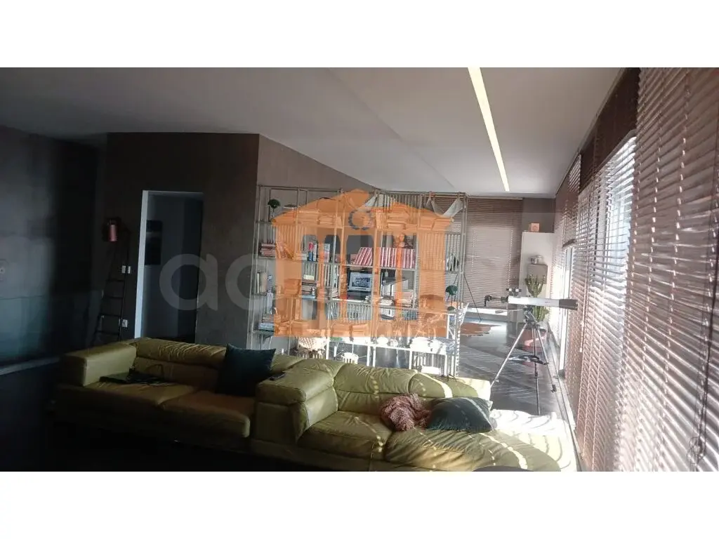Apartament 1+4 dhoma 565 m² 10 kati
