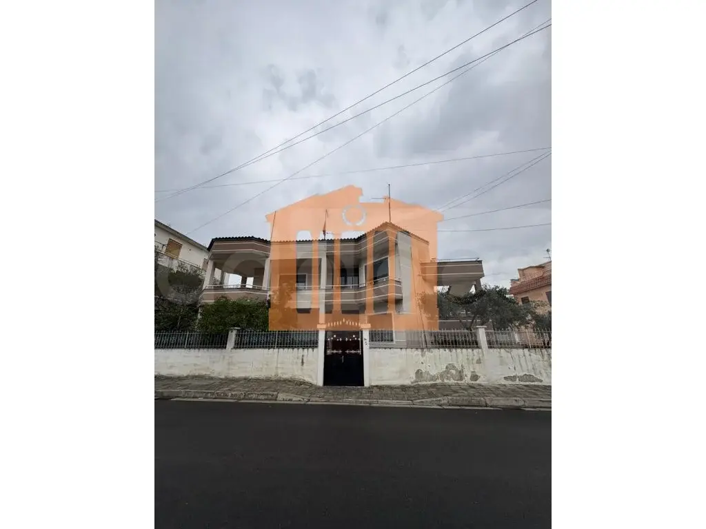 Apartament 1+2 dhoma 168 m² 2 kati
