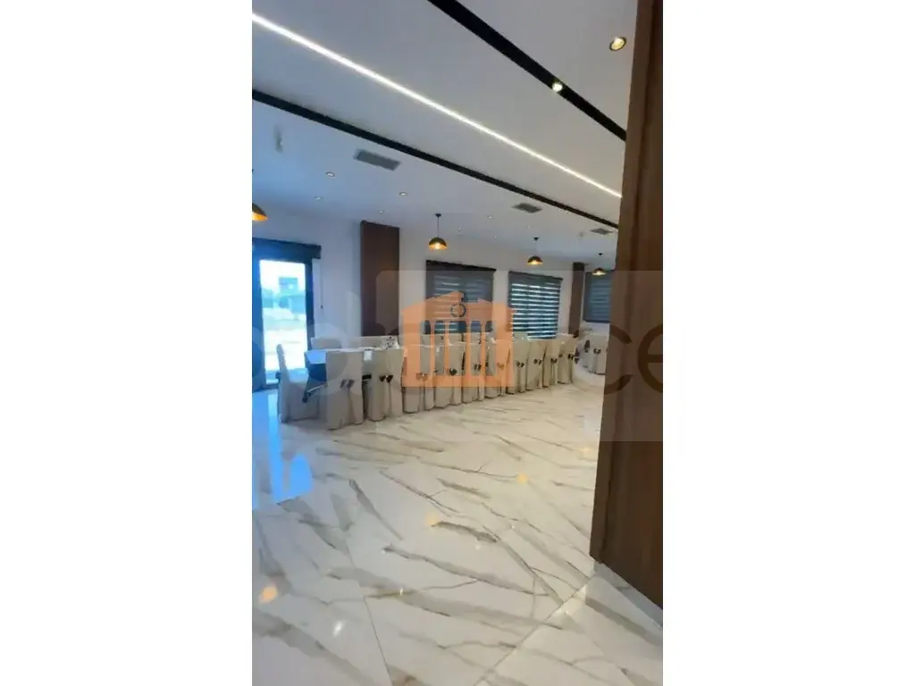 Pasuri të palujtshme komerciale 89 m² 1 kati
