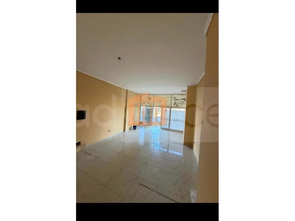 Pasuri të palujtshme komerciale 40 m² 1 kati