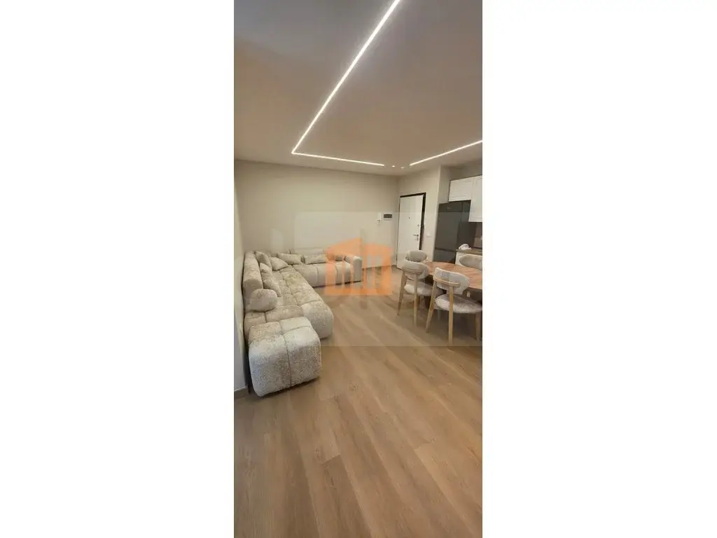 Apartament 1+2 dhoma 87 m² 4 kati
