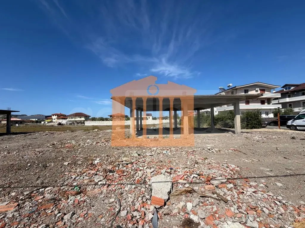 Vilë 200 m² 1 kati