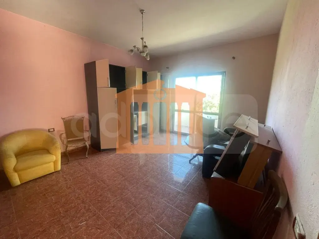 Vilë 390 m²