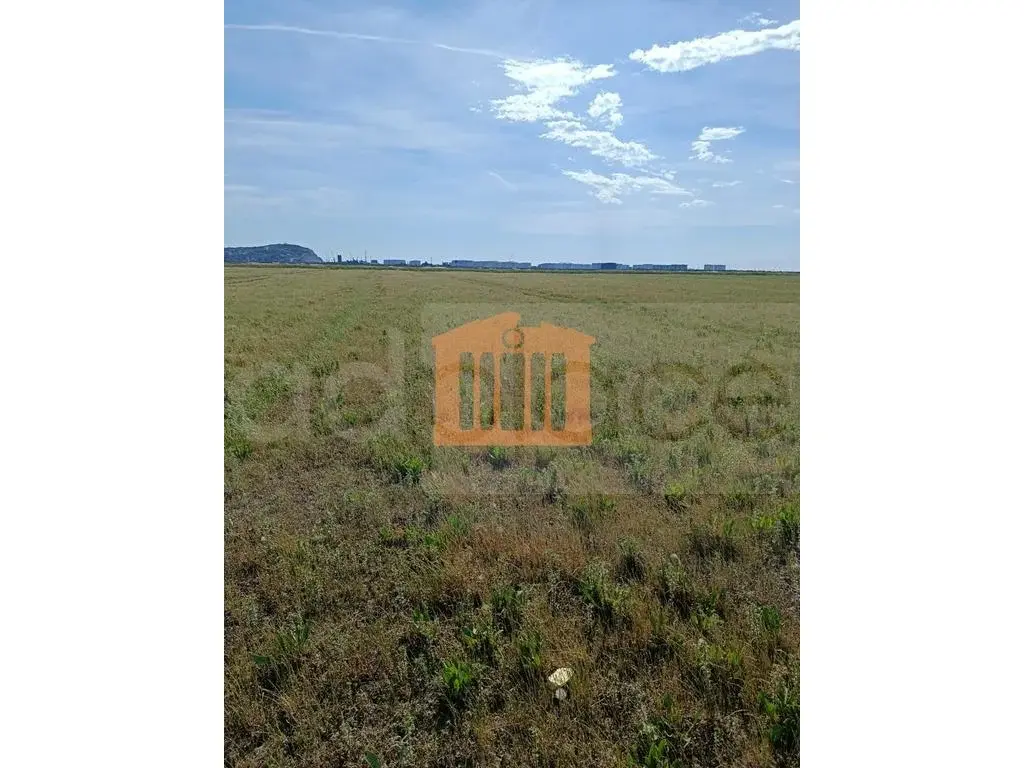 Parcela toke 10000 m²