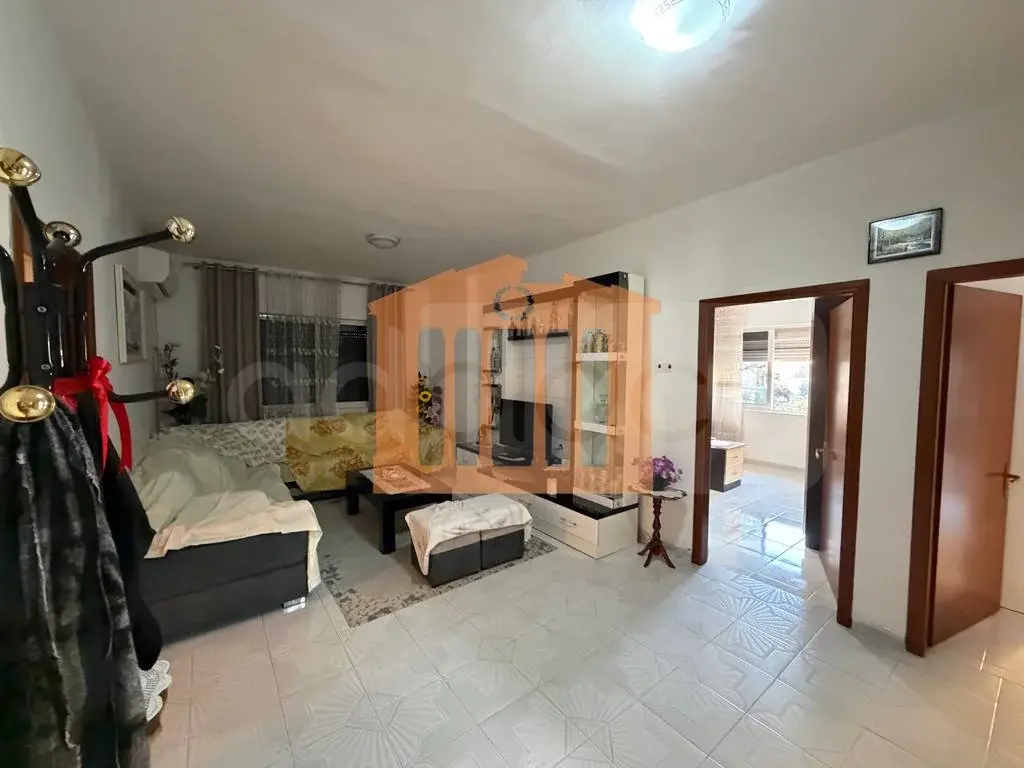 Apartment 1+3 rooms 115 m² 2 floor
