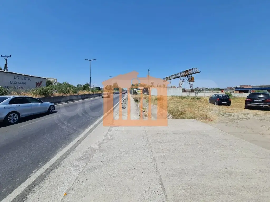 Parcela toke 1599 m²