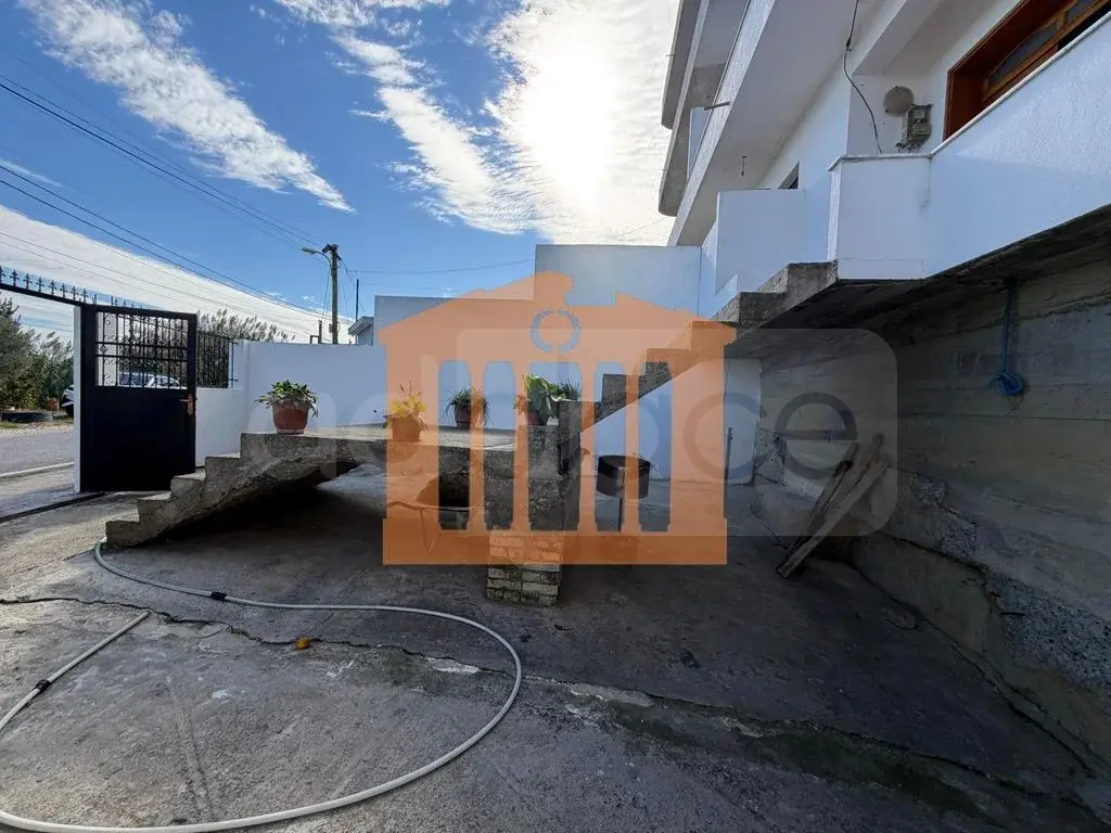 Vilë 400 m² 97 kati