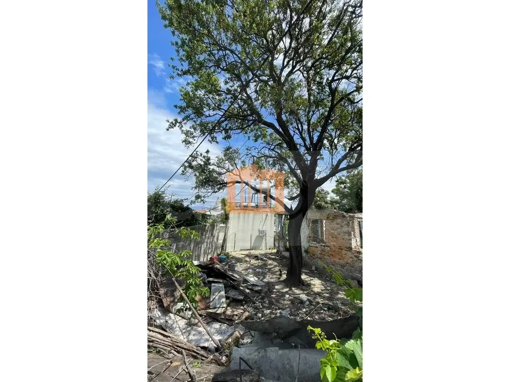 Земельный участок 421 м²