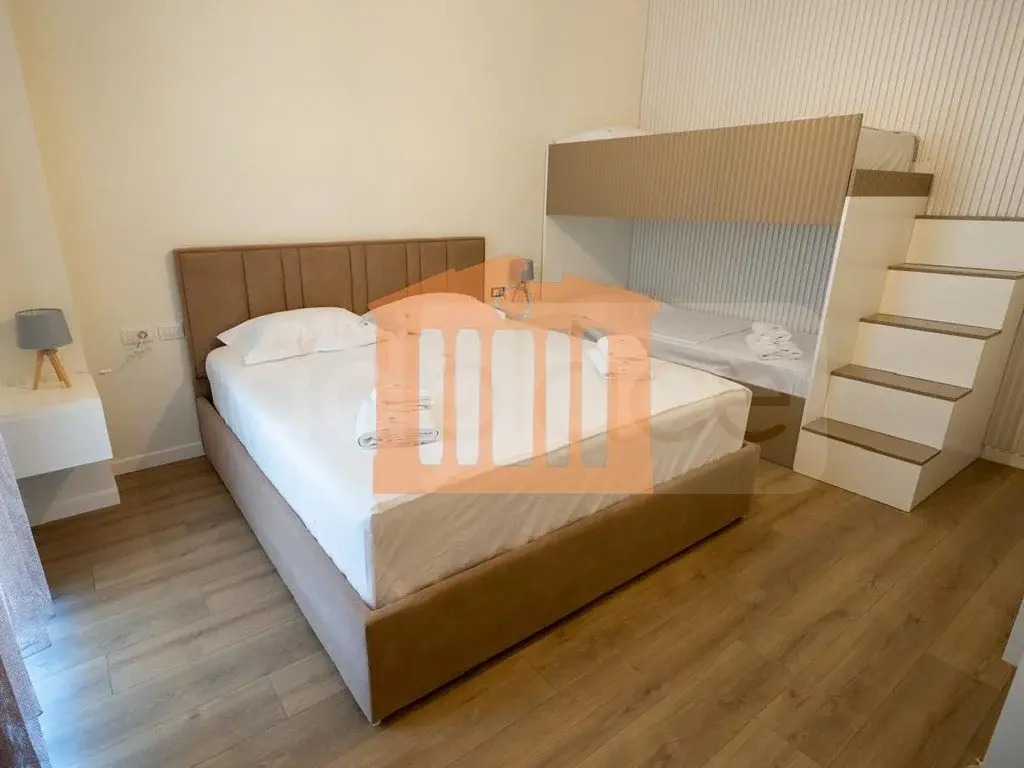 Vilë 150 m²