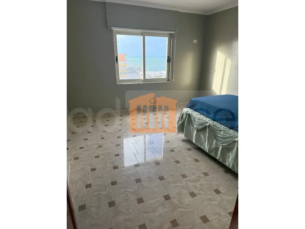 Apartament 1+3 dhoma 148 m² 5 kati