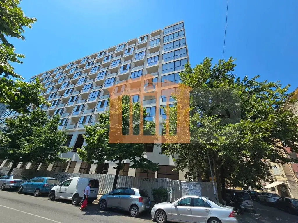 Pasuri të palujtshme komerciale 133 m² 2 kati