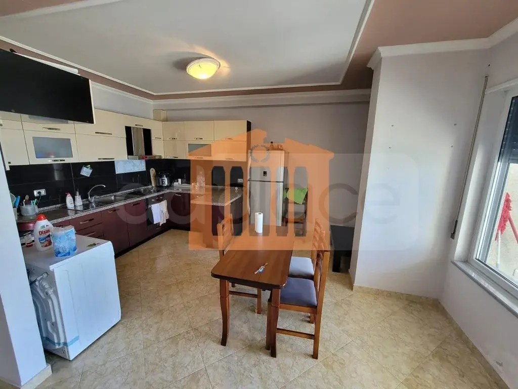 Apartament 1+2 dhoma 102 m² 5 kati