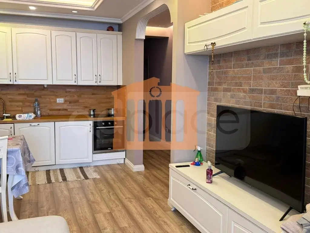 Apartament 1+2 dhoma 92 m² 8 kati