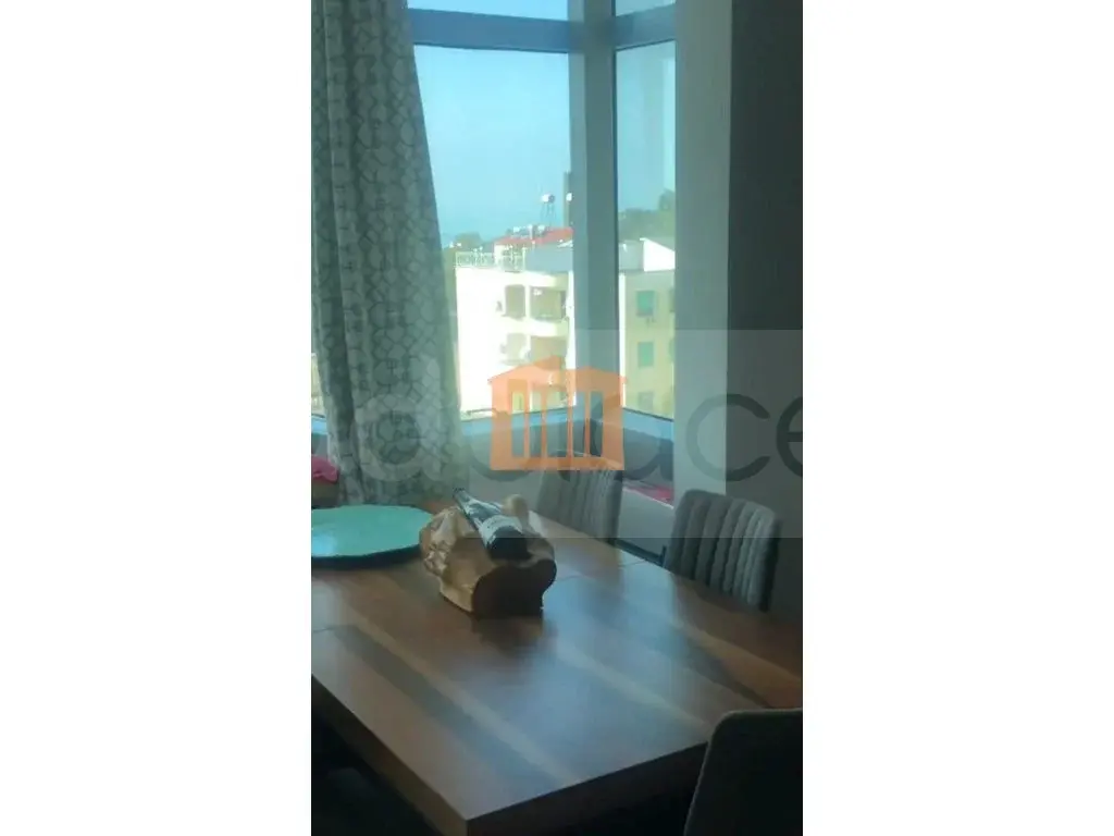 Apartament 1+3 dhoma 166 m² 3 kati