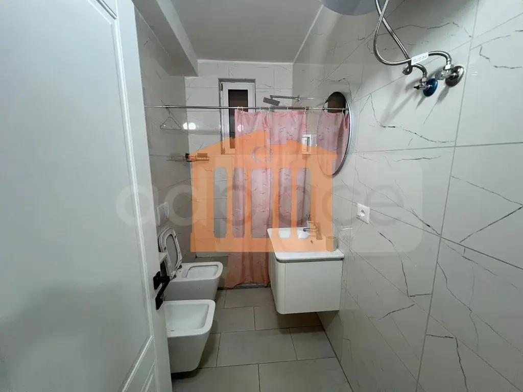Pasuri të palujtshme komerciale 300 m²