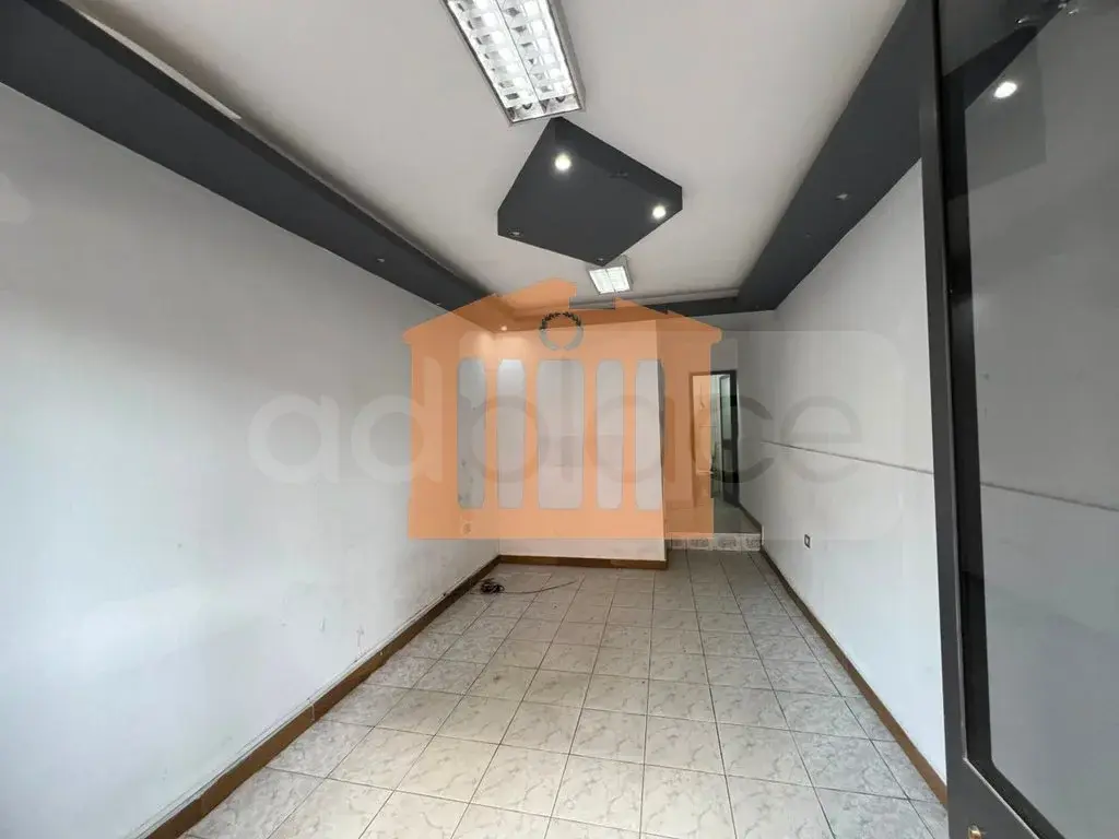 Pasuri të palujtshme komerciale 70 m²