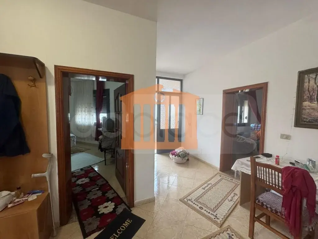 Apartament 1+2 dhoma 168 m² 2 kati