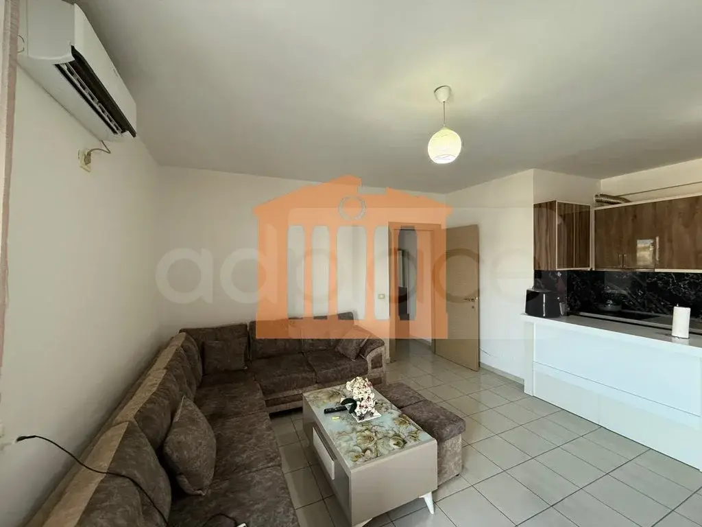 Apartament 1+3 dhoma 74 m² 8 kati