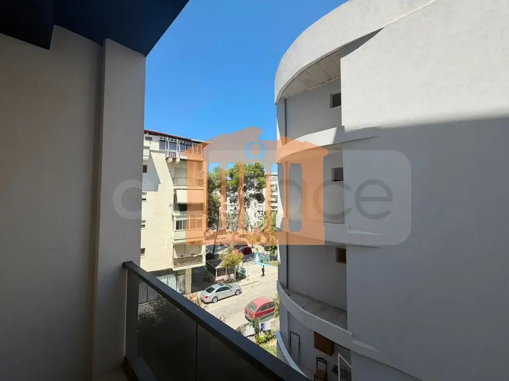 Apartament 1+1 dhoma 65 m² 3 kati