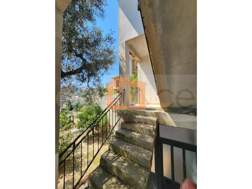 Vilë 129 m² 2 kati