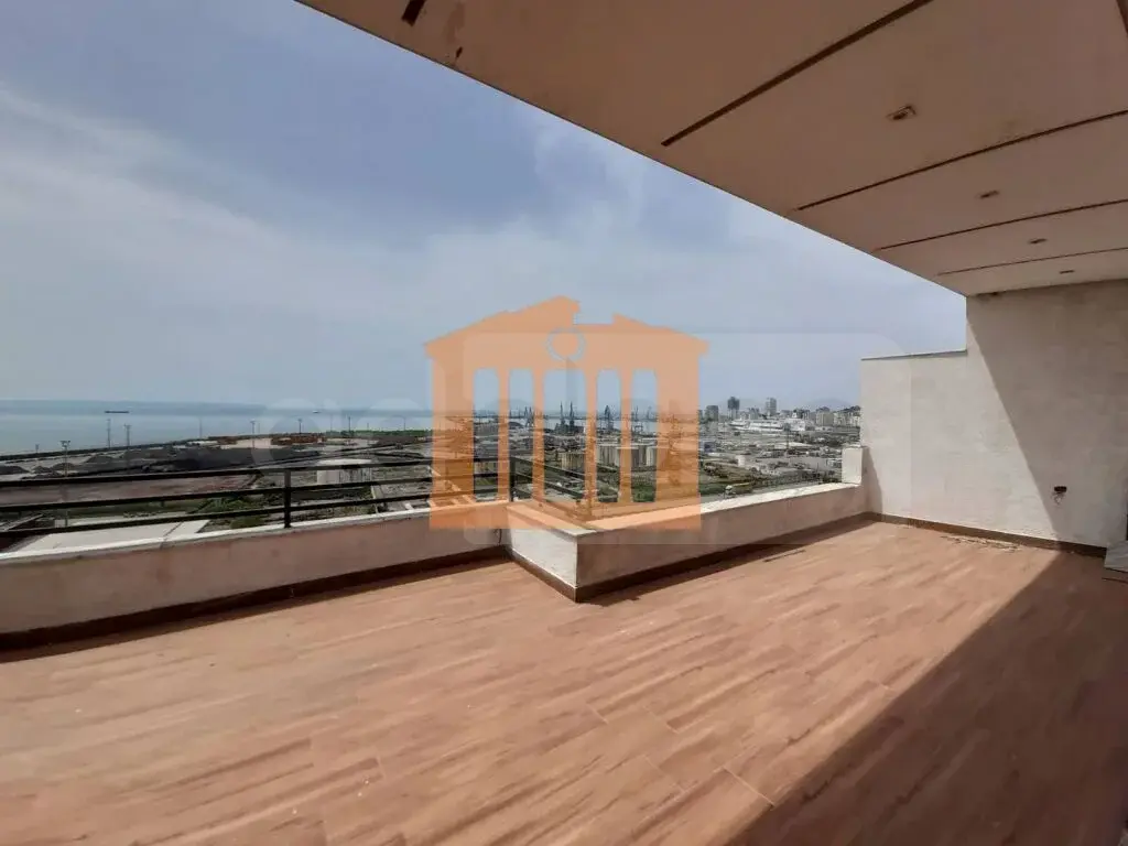 Apartament 1+2 dhoma 280 m² 8 kati