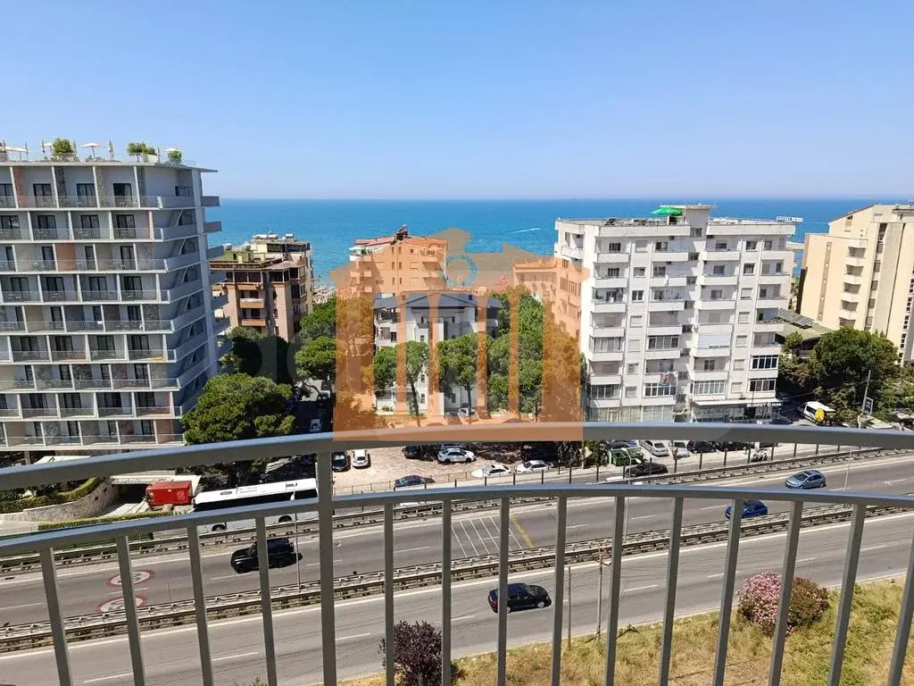 Apartament 1+2 dhoma 105 m² 8 kati