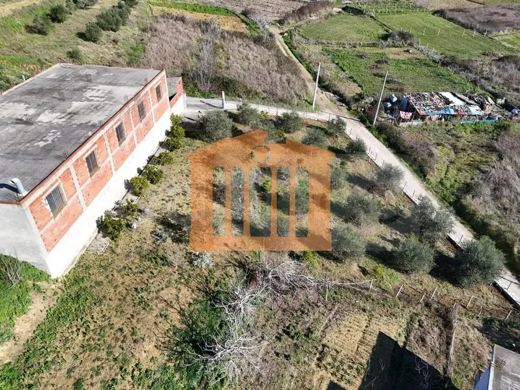 Parcela toke 749 m²