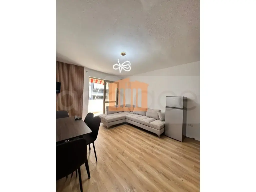 Apartament 1+1 dhoma 65 m² 3 kati