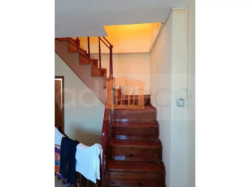 Vilë 180 m²