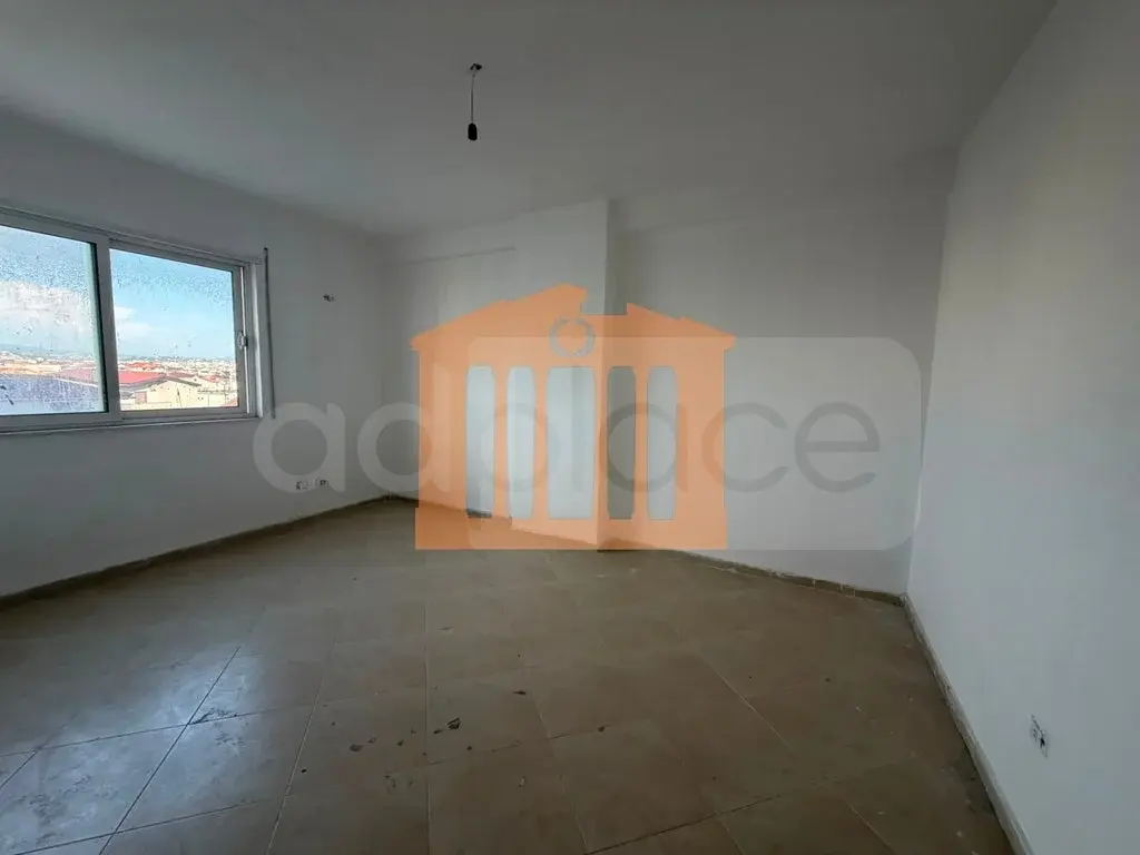 Apartament 1+2 dhoma 96 m² 3 kati