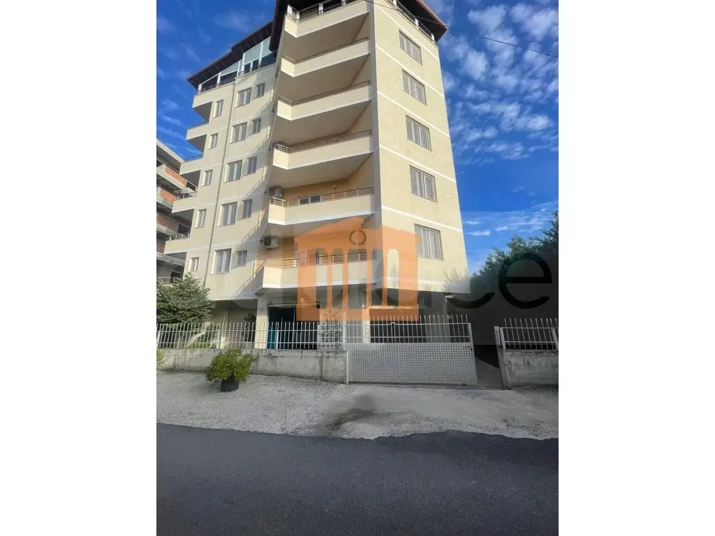 Pasuri të palujtshme komerciale 170 m²