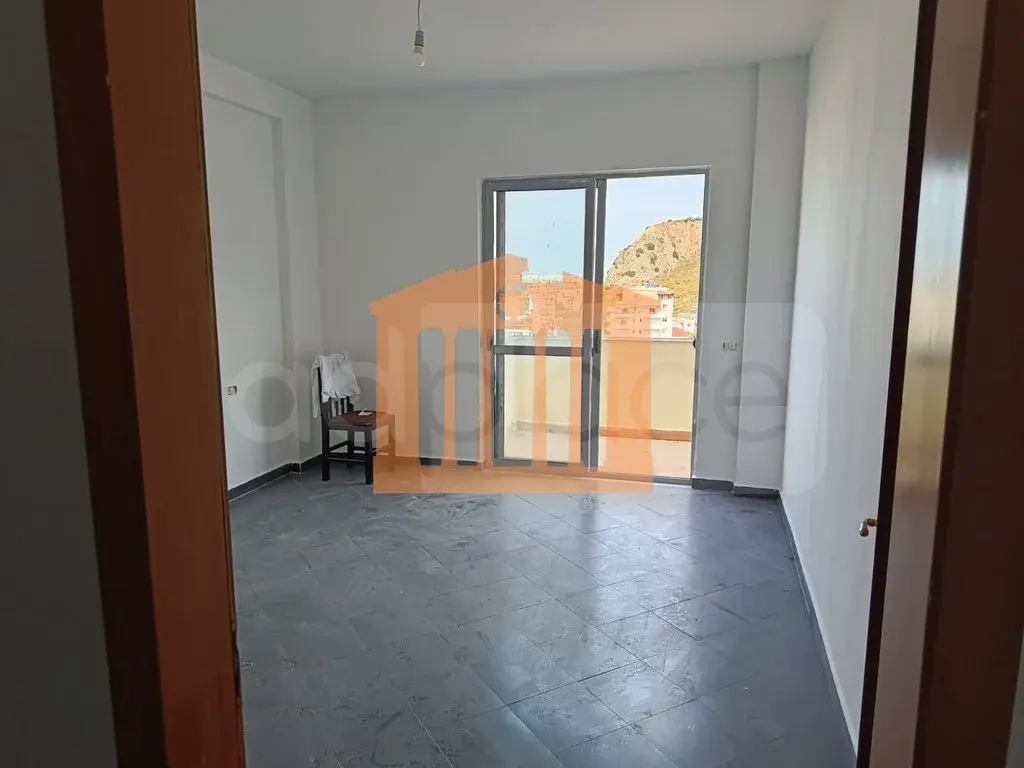 Apartament 1+1 dhoma 56 m² 3 kati