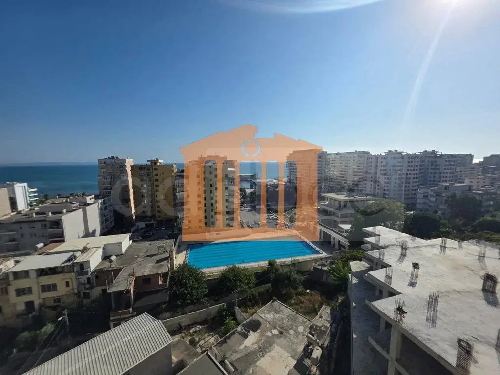 Apartament 1+3 dhoma 148 m² 5 kati