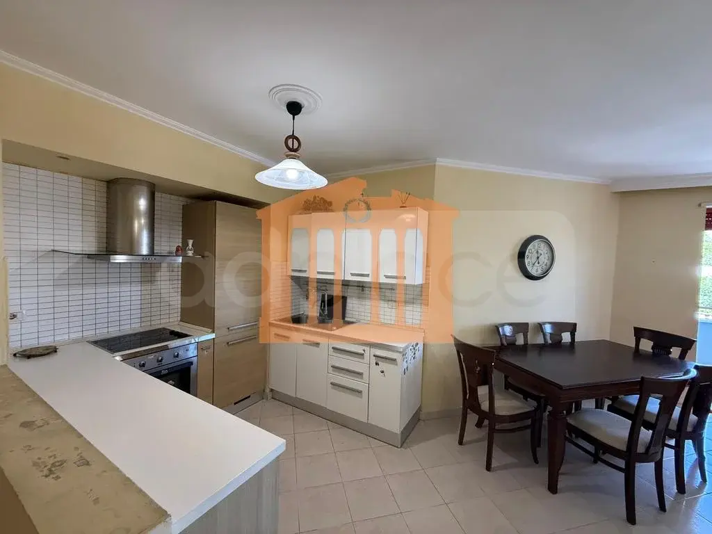 Apartament 1+2 dhoma 112 m² 8 kati