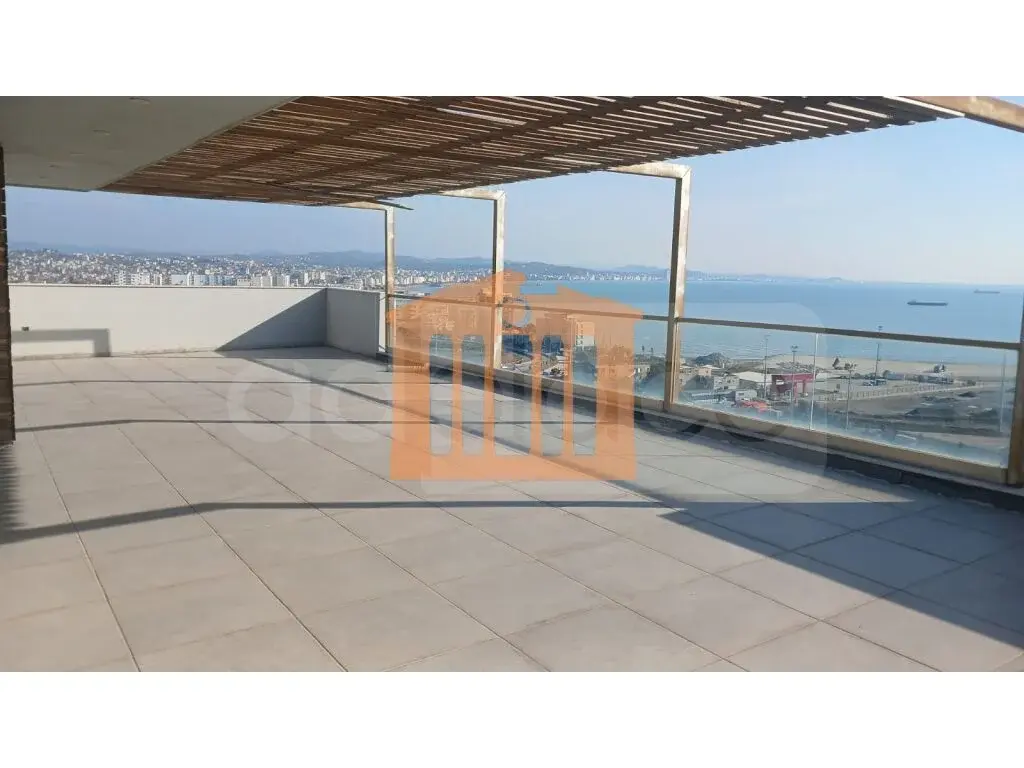 Apartament 1+4 dhoma 565 m² 10 kati