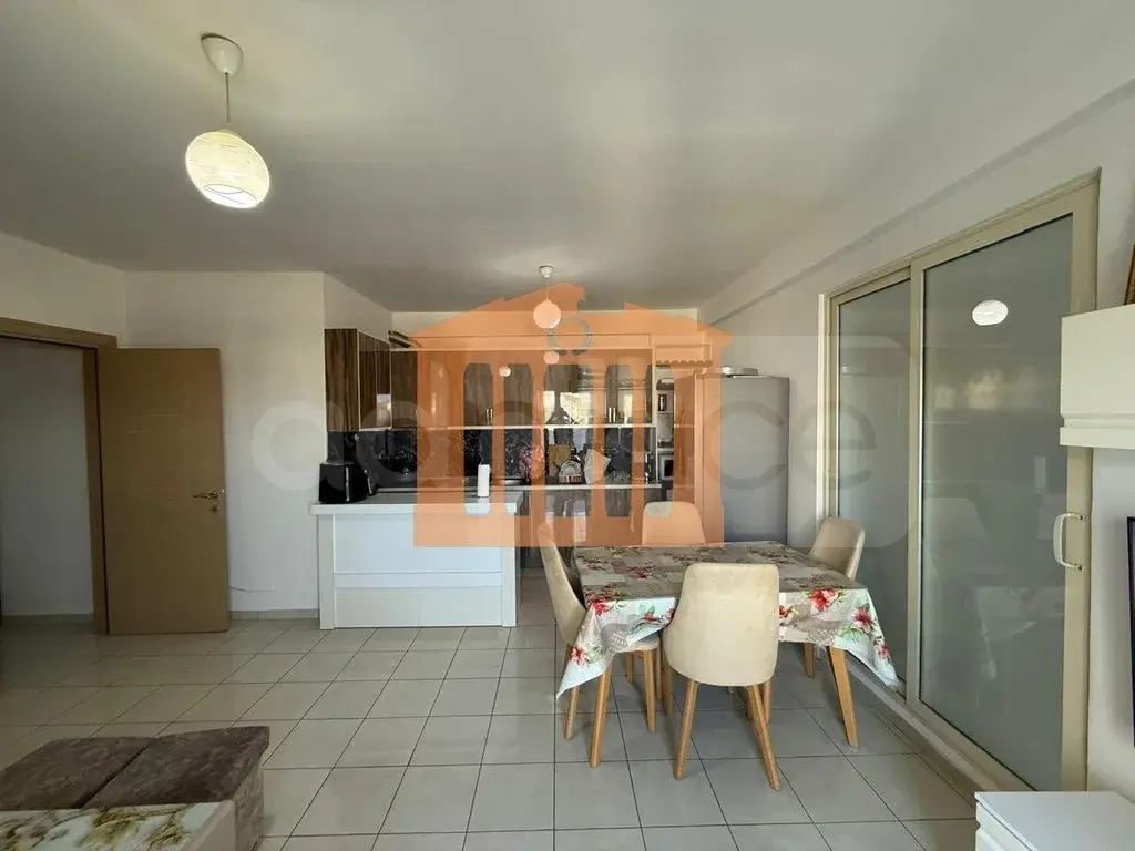 Apartament 1+3 dhoma 74 m² 8 kati