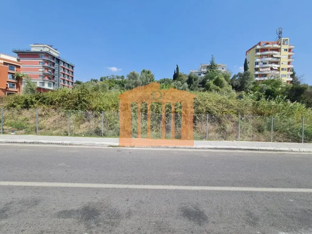 Parcela toke 4080 m²