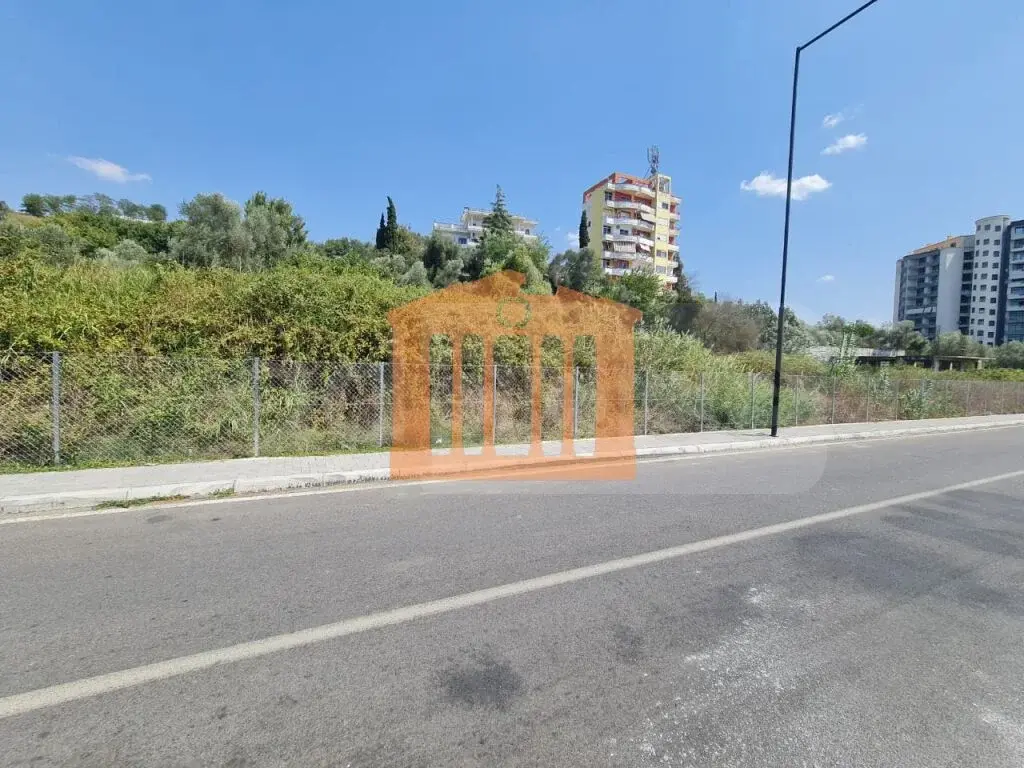 Parcela toke 4080 m²