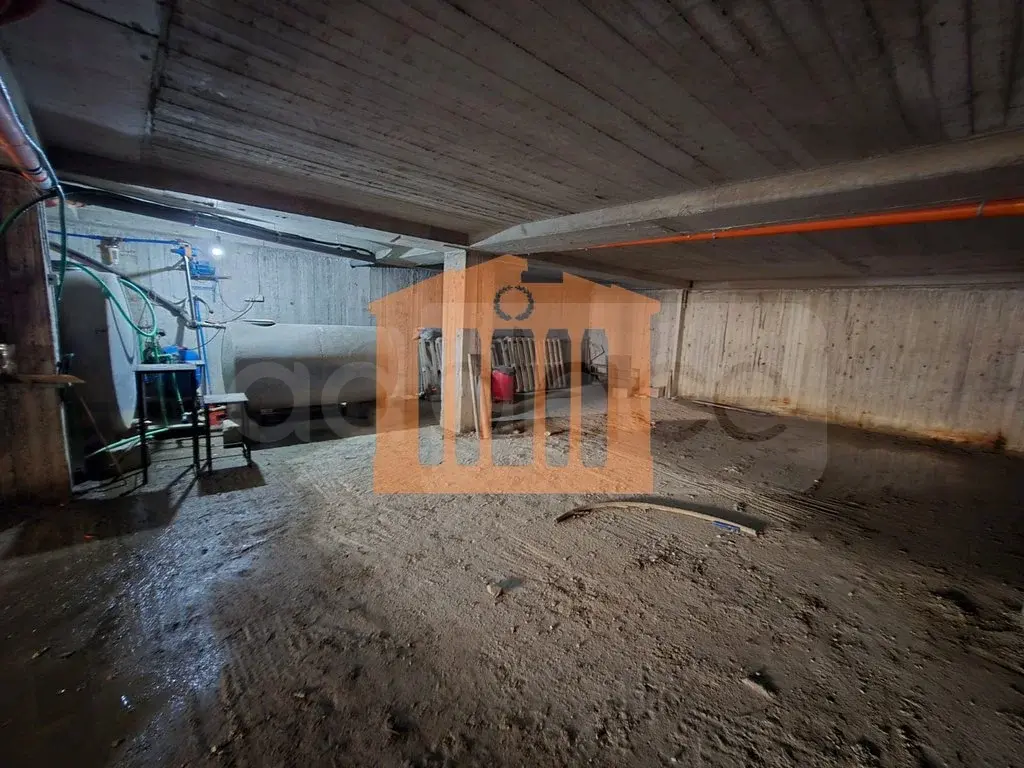 Garazh 303 m² -1 kati
