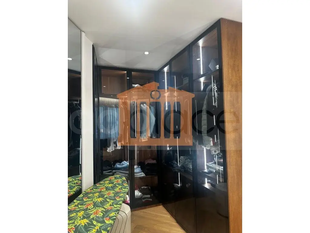 Apartament 1+2 dhoma 151 m² 7 kati