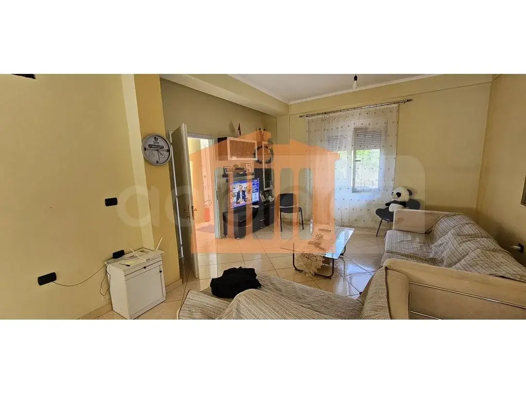 Vilë 266 m² 2 kati