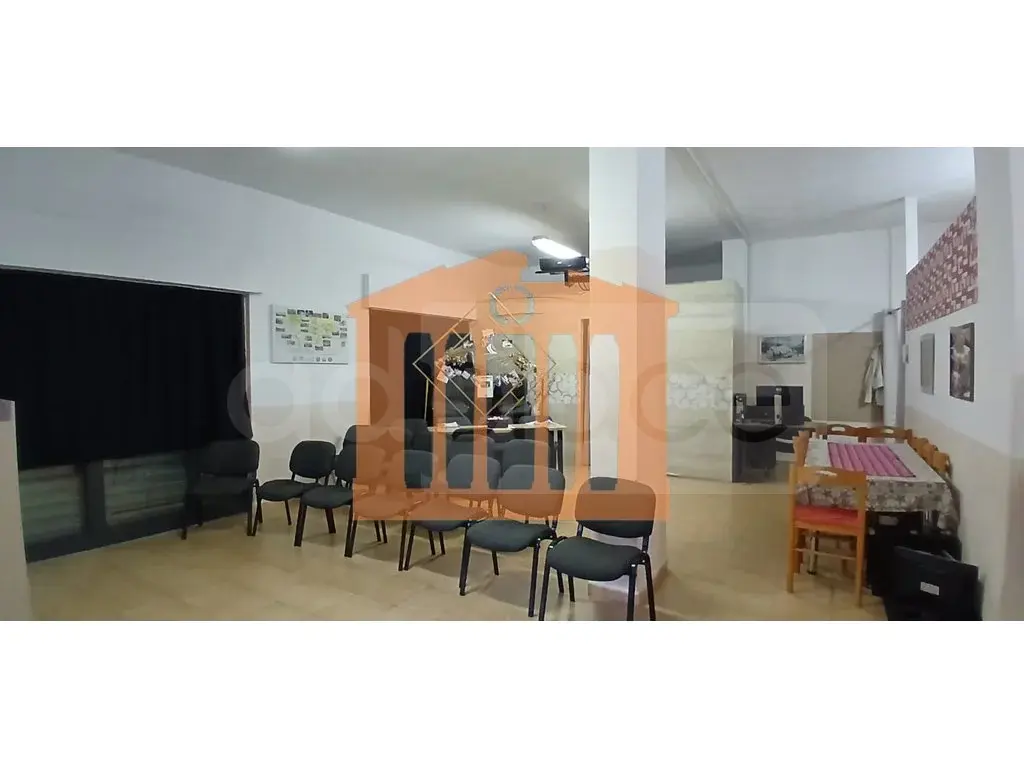Pasuri të palujtshme komerciale 97 m² 1 kati